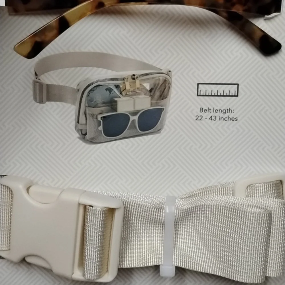 Max studio premium reading glasses and belt pack